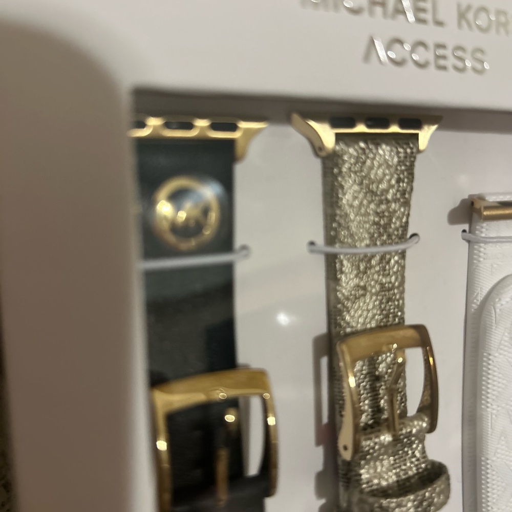 Michael Kors Women’s Watch Strap Set - Black, Gold, White - Picture 4 of 6